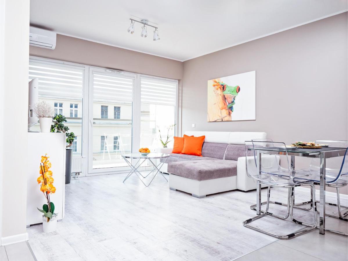 Apartamenty Homely Place Centrum - Stary Rynek - Parking Poznan Bagian luar foto